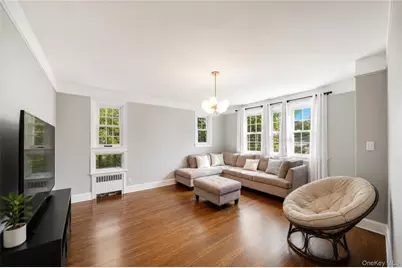 137 Morsemere Terrace #1, Yonkers, NY 10703 - Photo 2