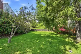 137 Morsemere Terrace, Yonkers, NY 10703 - Photo 12