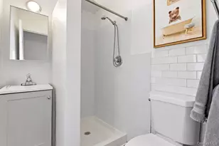 134 B Montauk Hwy, Westhampton, NY 11977 - Photo 14