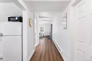 134 B Montauk Hwy, Westhampton, NY 11977 - Photo 6