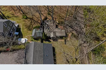 134B Montauk Highway # B Cottage, Westhampton, NY 11977 - Photo 18