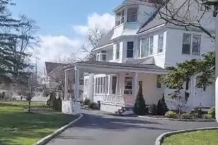 129 Hilton Ave, Hempstead, NY 11550 - Photo 12