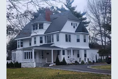 129 Hilton Avenue, Hempstead, NY 11550 - Photo 1