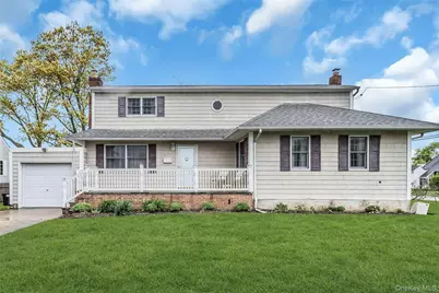 604 Center Briarwood Avenue, West Islip, NY 11795 - Photo 1