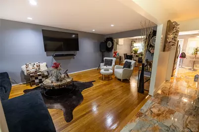 14719 259th Street, Rosedale, NY 11422 - Photo 4