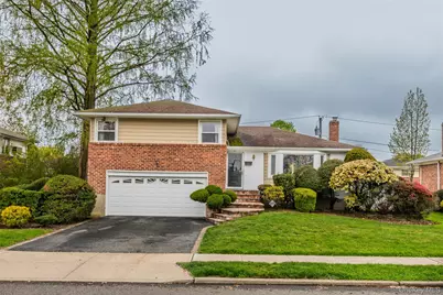25 Hollywood Drive, Plainview, NY 11803 - Photo 1
