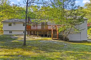 56 McArthur Ln, Smithtown, NY 11787 - Photo 2