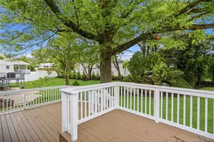 183 N Marginal Rd, Jericho, NY 11753 - Photo 28