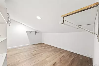 44 Bruce Lane, Westbury, NY 11590 - Photo 20