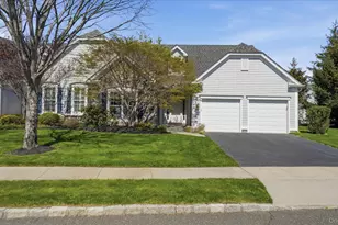 49 Samantha Cir, Westhampton, NY 11977 - Photo 2