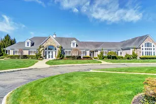 49 Samantha Cir, Westhampton, NY 11977 - Photo 18