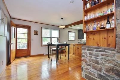 124 Cherrywood Drive, Fishkill, NY 12524 - Photo 10
