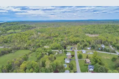 124 Cherrywood Drive, Fishkill, NY 12524 - Photo 34