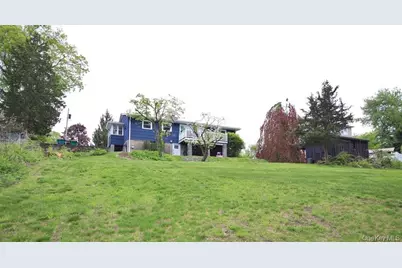 124 Cherrywood Drive, Fishkill, NY 12524 - Photo 28