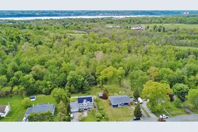124 Cherrywood Drive, Fishkill, NY 12524 - Photo 36