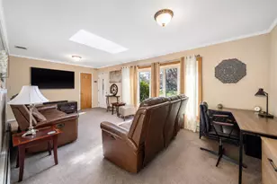 19 Cypress Ln, Shirley, NY 11967 - Photo 4