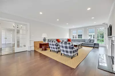 105 Everit Avenue, Hewlett, NY 11557 - Photo 4