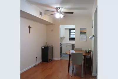 129 Bailey Court #129, Middle Island, NY 11953 - Photo 4