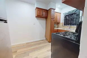 219-42 141st Rd, Springfield Gardens, NY 11413 - Photo 16