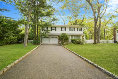 5 Old Landers Court, Smithtown, NY 11787 - Photo 2
