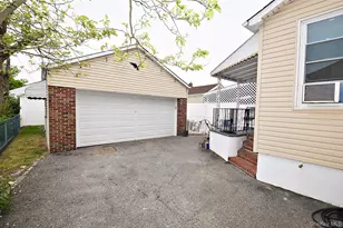 89-36 218th Pl, Queens Village, NY 11427 - Photo 26