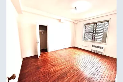 141-05 Pershing Crescent #B7, Briarwood, NY 11435 - Photo 14