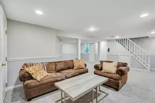 107 Pine St, Garden City, NY 11530 - Photo 24