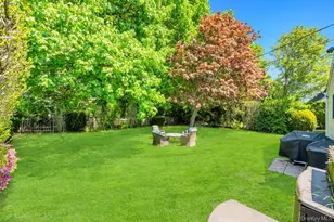 107 Pine St, Garden City, NY 11530 - Photo 30