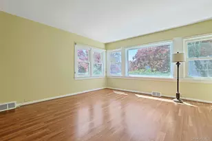 130 Madison Ave, Valhalla, NY 10595 - Photo 10