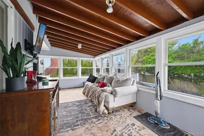 572 Benjamin Road, North Babylon, NY 11703 - Photo 28