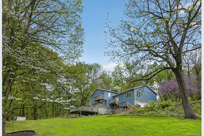 12 Hillside Drive, Marlboro, NY 12542 - Photo 2