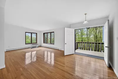 12 Hillside Drive, Marlboro, NY 12542 - Photo 8