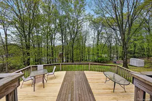 12 Hillside Dr, Marlboro, NY 12542 - Photo 24
