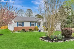 59 Homewood Dr, Hampton Bays, NY 11946 - Photo 12