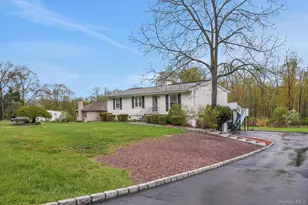 3296 Stony St, Mohegan Lake, NY 10547 - Photo 4