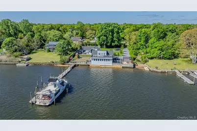 53 Old Neck Road S, Center Moriches, NY 11934 - Photo 44