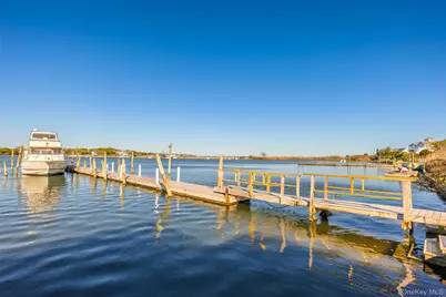 53 Old Neck Road S, Center Moriches, NY 11934 - Photo 42