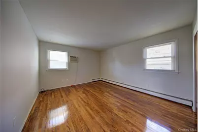 75 Farnum Boulevard #1, Franklin Square, NY 11010 - Photo 10