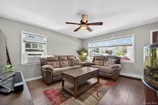 492 Atlantic St, East Northport, NY 11731 - Photo 4