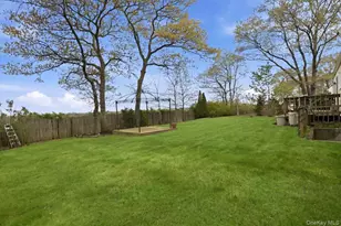 258 Oakland Ave, Miller Place, NY 11764 - Photo 22