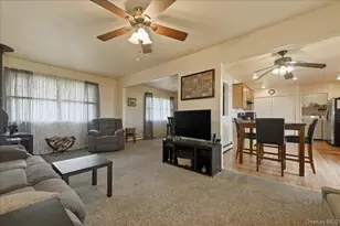 258 Oakland Ave, Miller Place, NY 11764 - Photo 10
