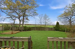 258 Oakland Ave, Miller Place, NY 11764 - Photo 20