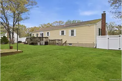 258 Oakland Avenue, Miller Place, NY 11764 - Photo 30
