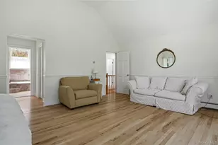 9 Townsend Rd, Glen Cove, NY 11542 - Photo 28