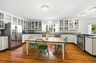 9 Townsend Rd, Glen Cove, NY 11542 - Photo 22