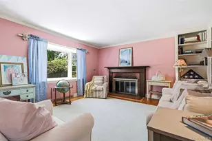 9 Townsend Rd, Glen Cove, NY 11542 - Photo 12