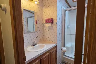 37 Hubbard Ave, Riverhead, NY 11901 - Photo 8