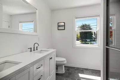 11 Jackson Street, East Islip, NY 11730 - Photo 20