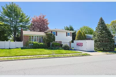 29 Edna Drive, Syosset, NY 11791 - Photo 2