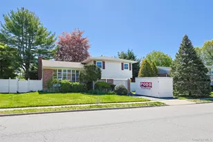 29 Edna Dr, Syosset, NY 11791 - Photo 2